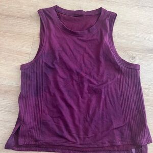 Lululemon top